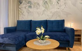 Apartament na Przedmieściu by Apartamenty na dni Wrocław